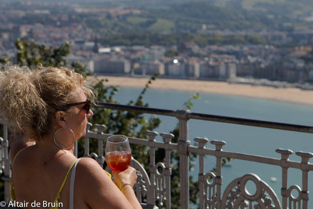 San Sebastian, Coast
